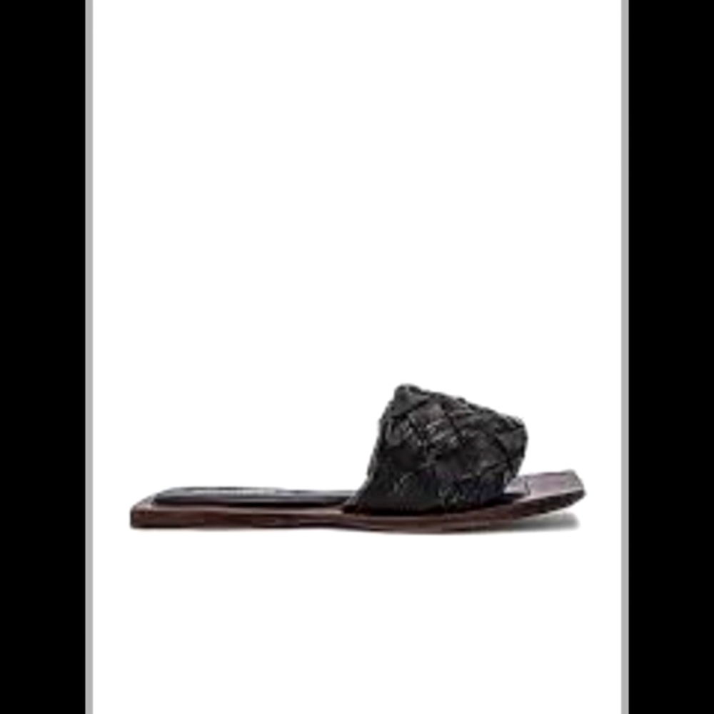 Elegant Black Women's Slide Sandals Jeffrey Campbell